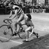 Tommy Godwin gets a push start from Billie Dovey