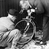 Charlie Davey and H.H. England make checks to the sealed speedometer